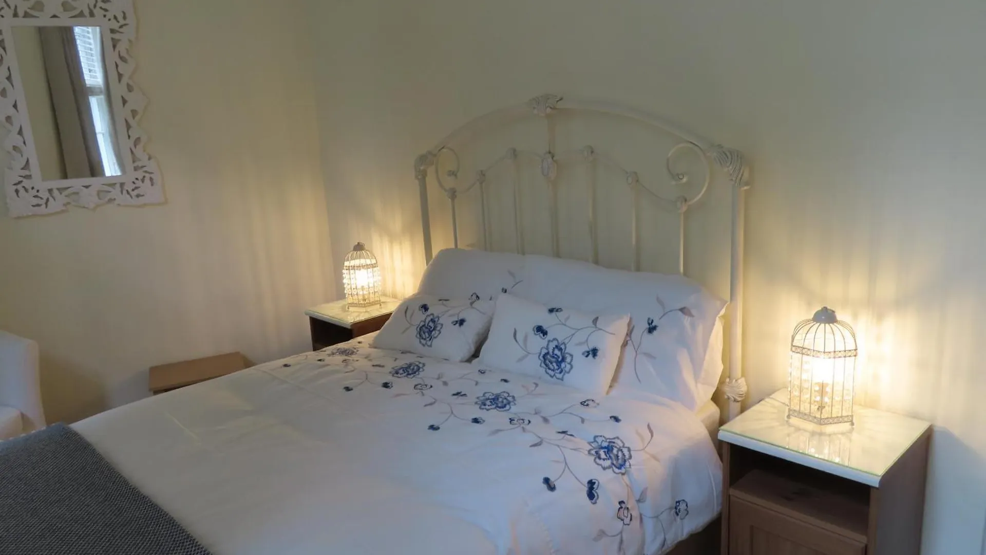 The Cosy Courtyard Apartment Edinburgh